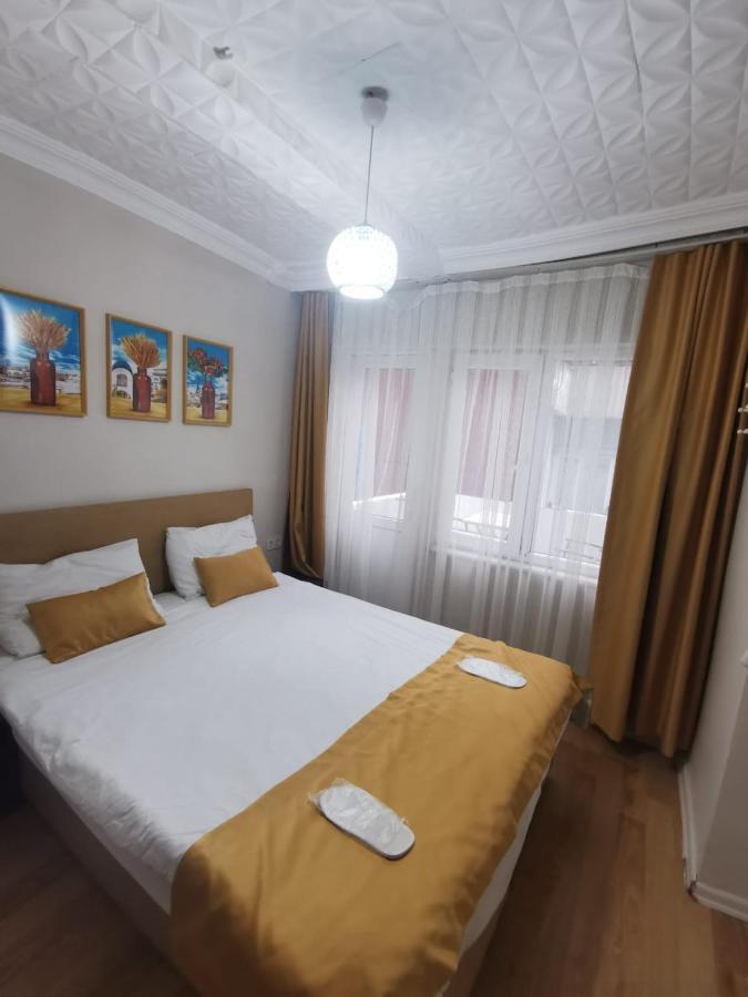 Konut Wooden House Hotel Istanbul Exterior foto