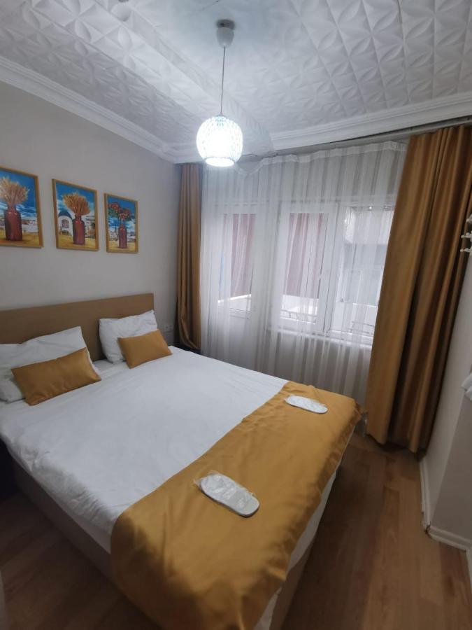 Konut Wooden House Hotel Istanbul Exterior foto