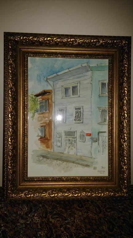Konut Wooden House Hotel Istanbul Exterior foto